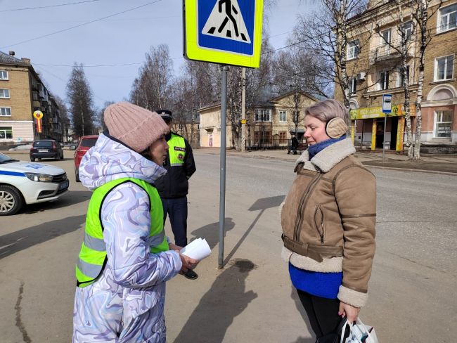 В Ухте автоинспекторы и ЮИДовцы